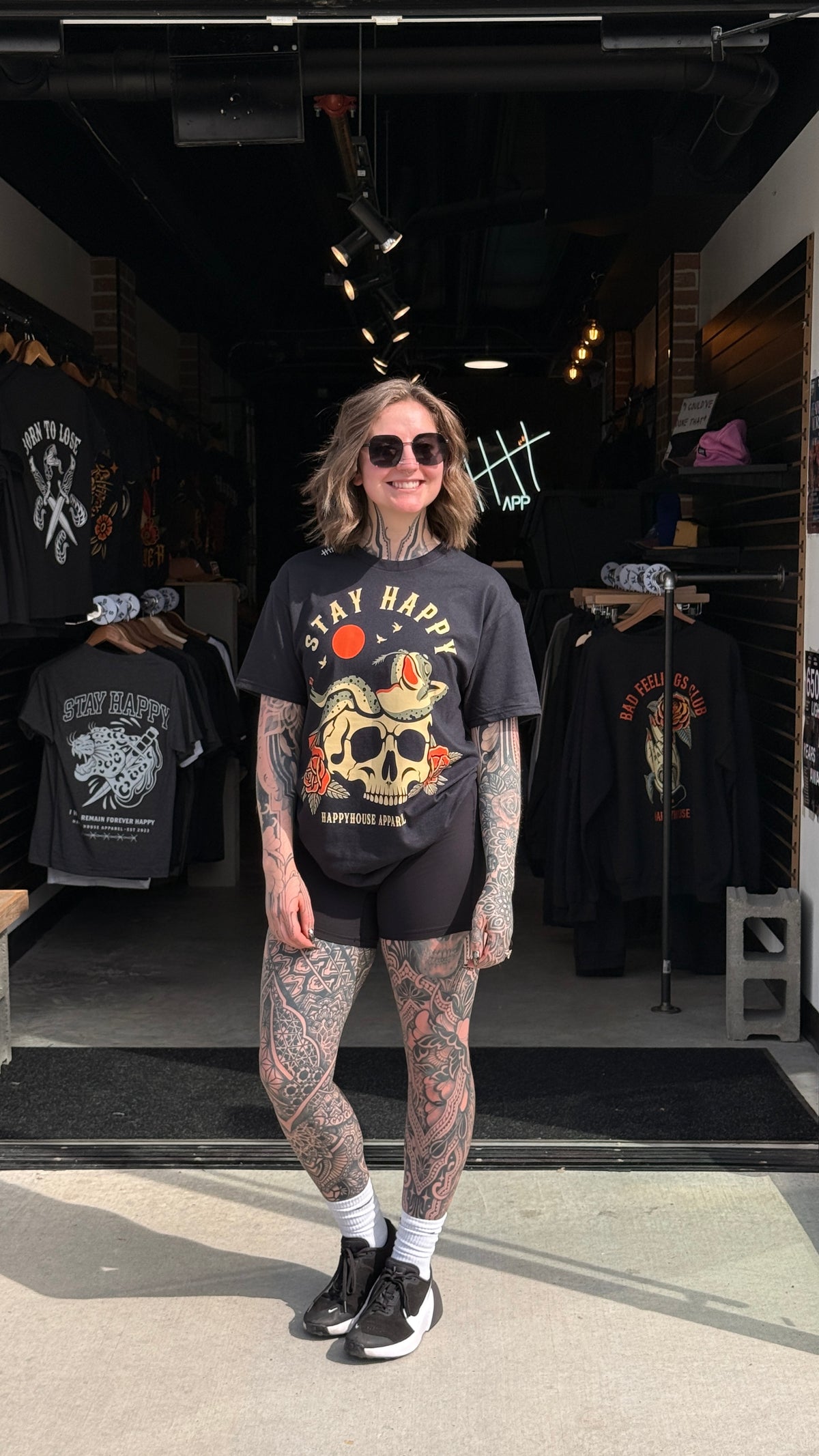 Chillin' frog and skull graphic T-shirt by HappyHouse Apparel